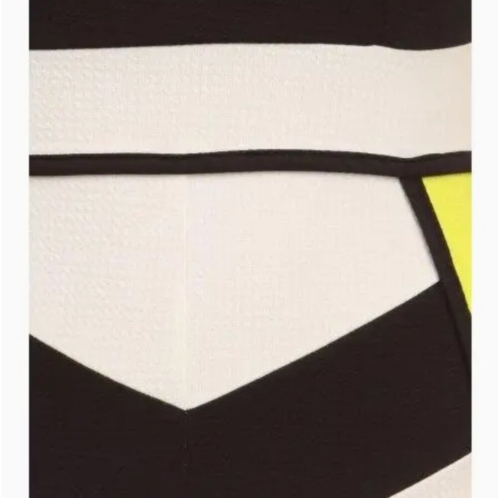 Color Block Me Body-Con Dress - Picture 8 of 8